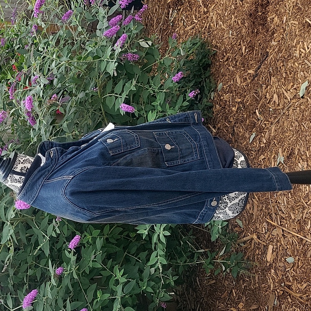 Women's First Issue Jean Jacket - Picture 2 of 6